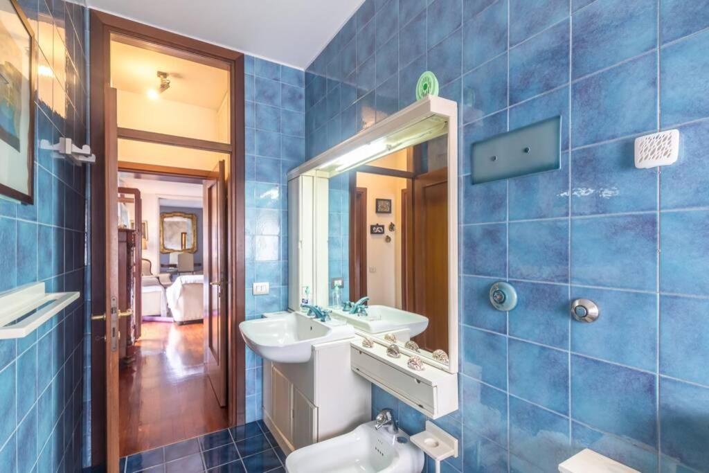 Dadahome Elegante Appartamento Vicino Al Centro Тревизо Экстерьер фото